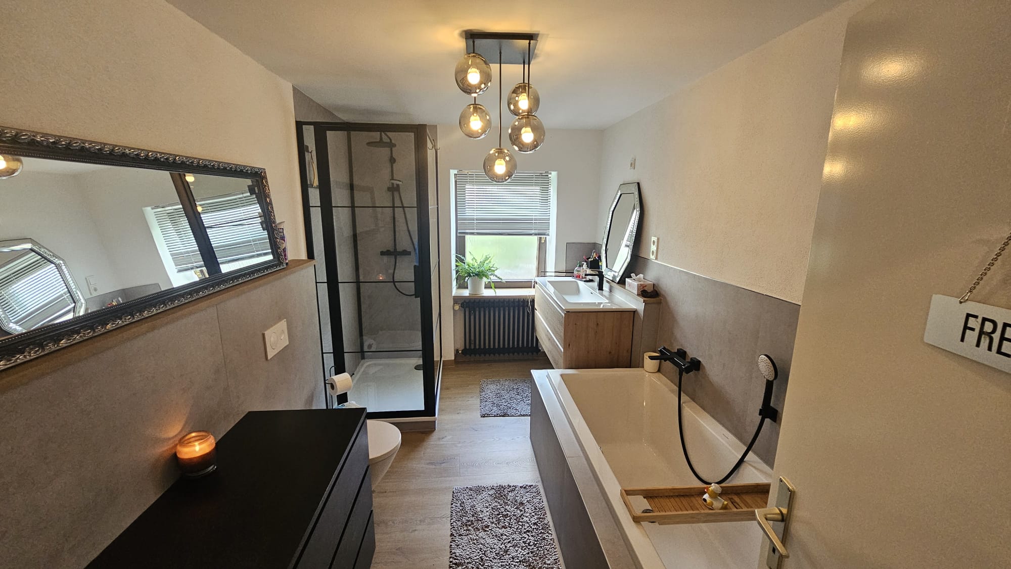 Badezimmer-Renovierung ohne Fliesenabriss